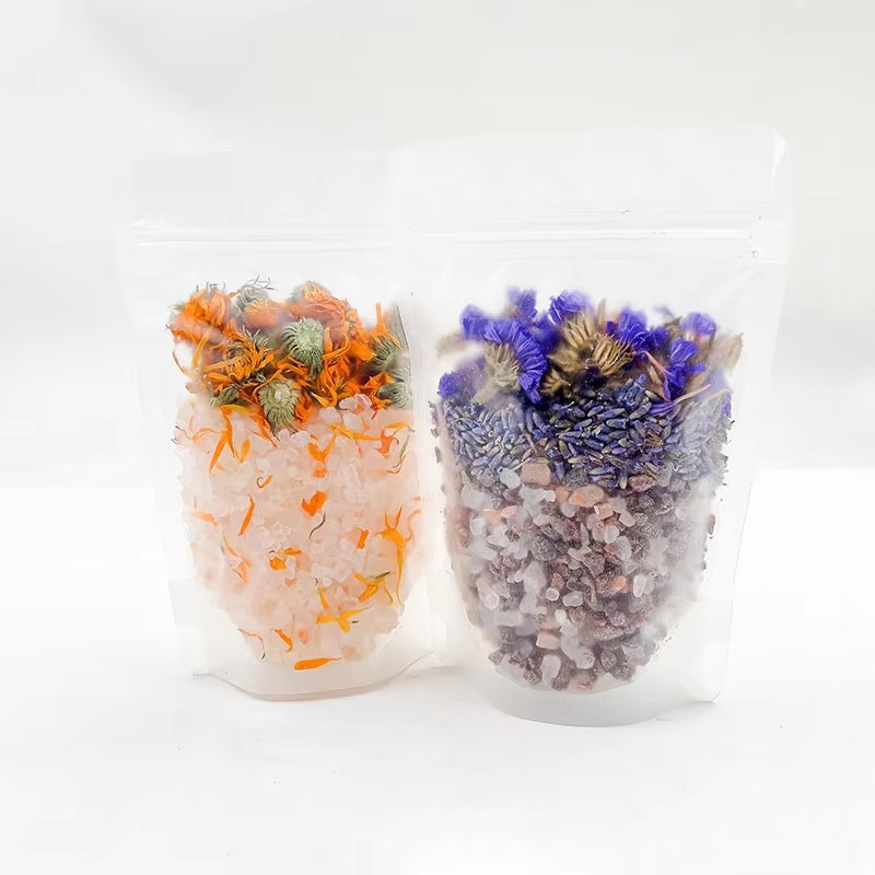 Himalayan Mineral Bath Soak with Dry Flowers