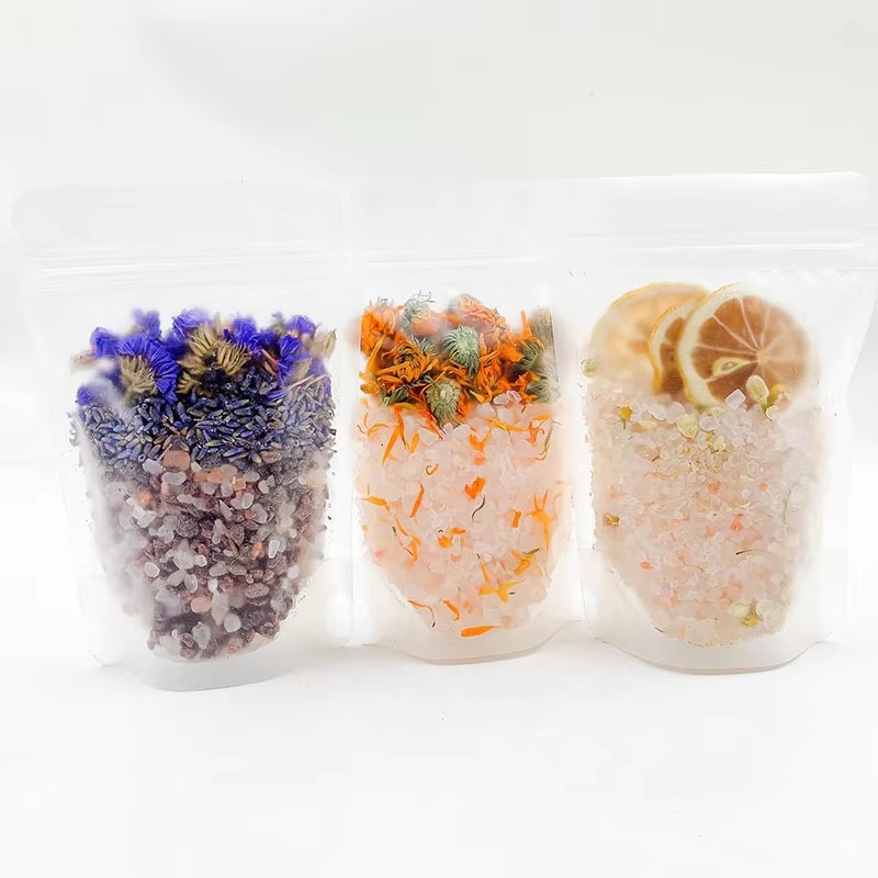 Himalayan Mineral Bath Soak with Dry Flowers