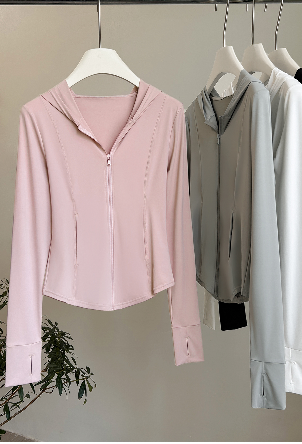 Women's Pink Ice Silk Sunscreen Jacket for Yoga and Outdoor