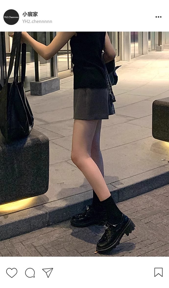 Fall Slimming Black Shorts Skirt with Academic Style