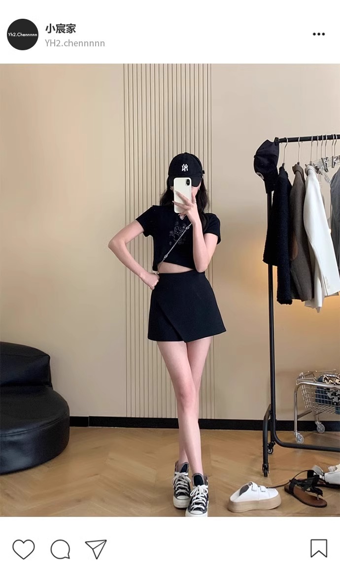 Fall Slimming Black Shorts Skirt with Academic Style
