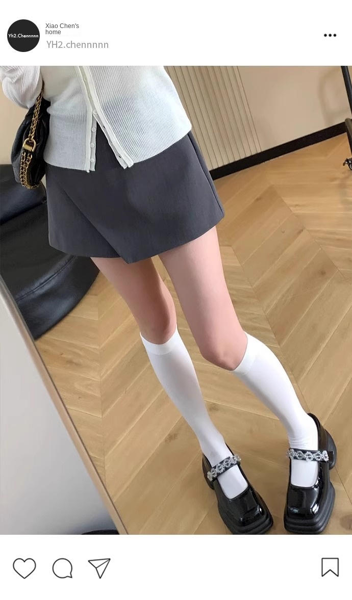 Fall Slimming Black Shorts Skirt with Academic Style