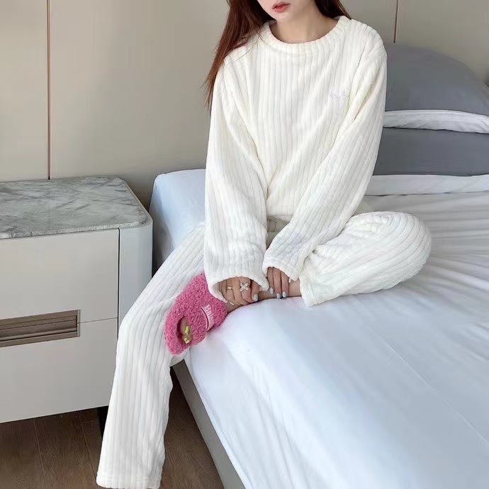 Women's Winter Coral Fleece Pajama Set