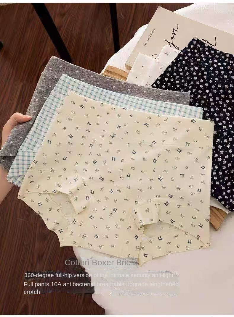 Cotton Briefs with Floral Print and Full Hip Coverage
