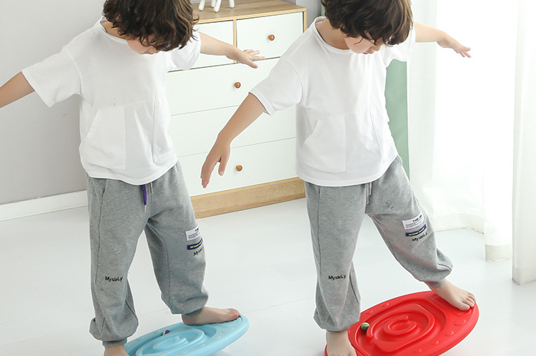 Kids Sensory Space Egg Balance Board