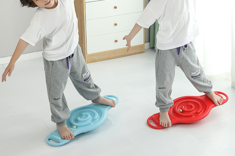 Kids Sensory Space Egg Balance Board