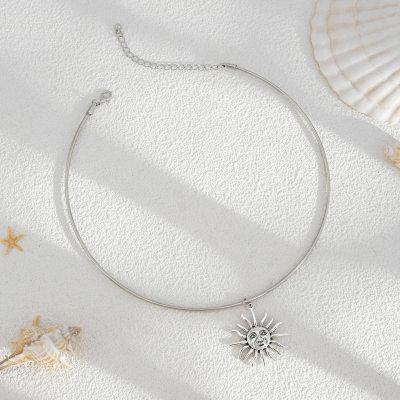 Vintage Sun Pendant Choker