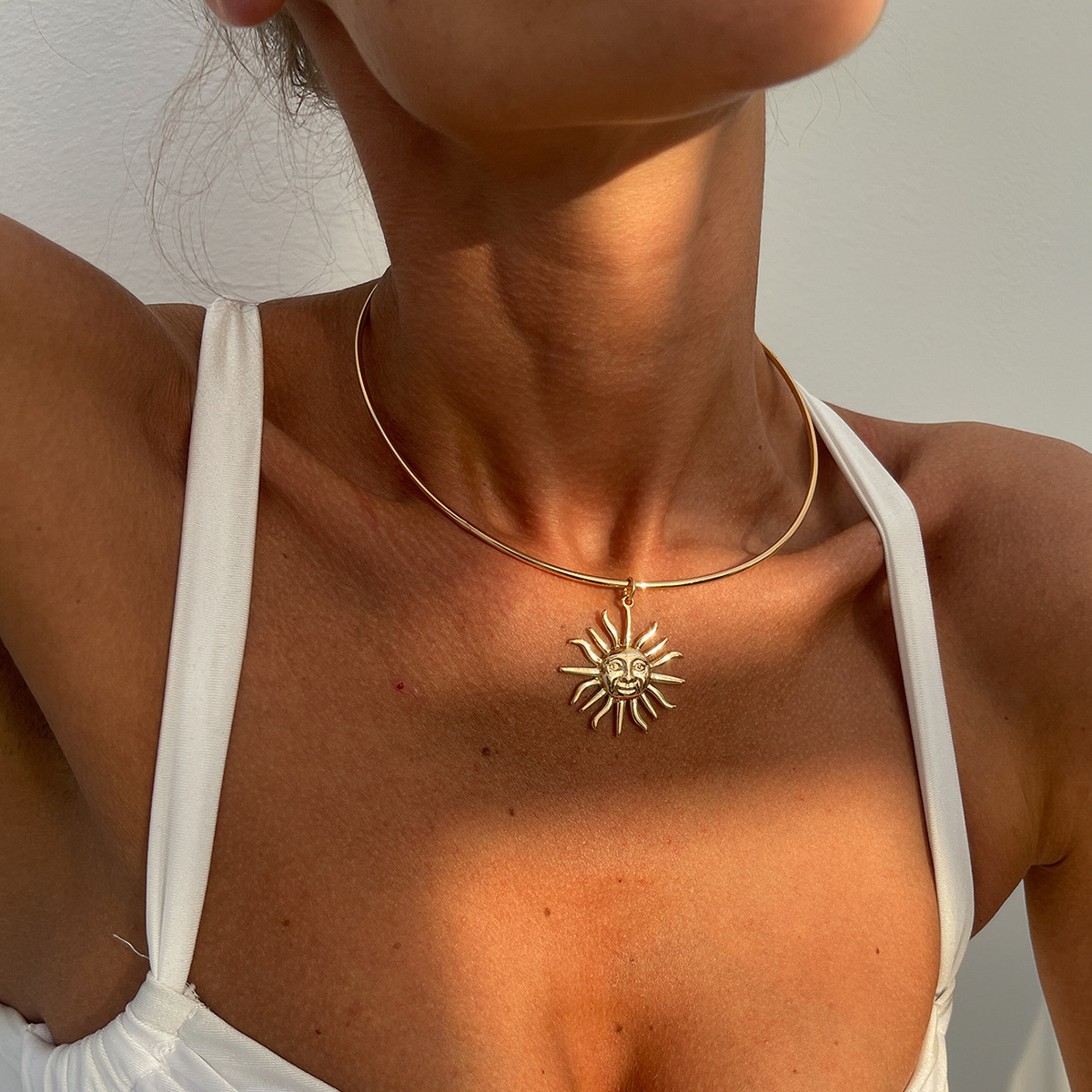 Vintage Sun Pendant Choker
