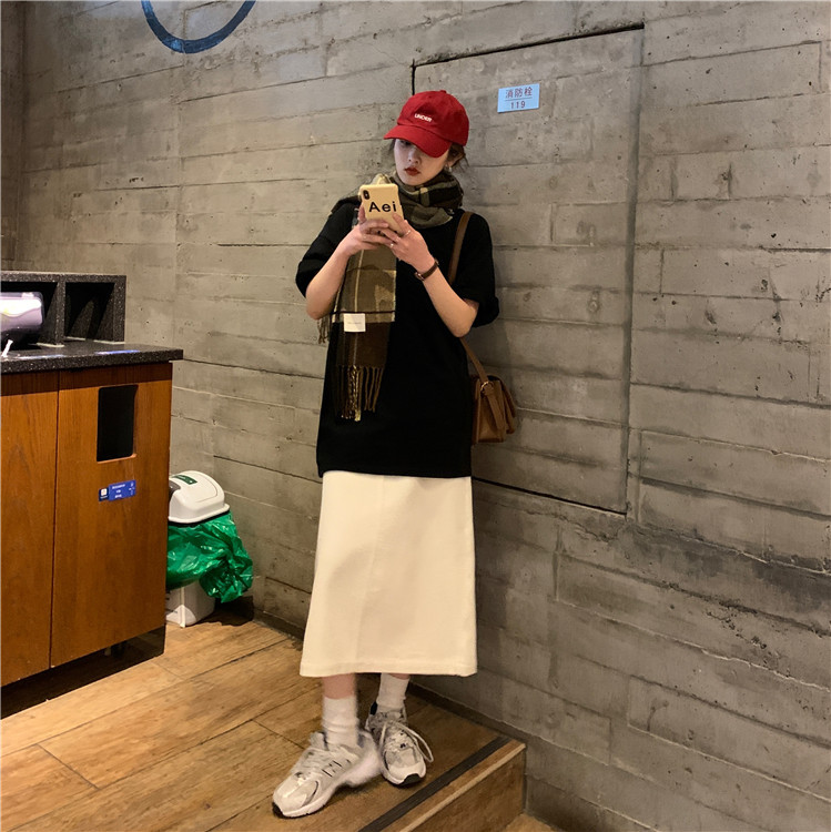 White Short Sleeve Loose-Fit T-Shirt