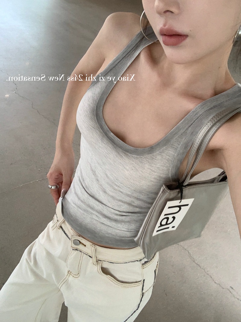 American Style Spicy Gradient Brick Red Halter Tank Top for Women's Summer Slim Fit Sleeveless Sexy Stretchy Inner Wear or Outer Wear