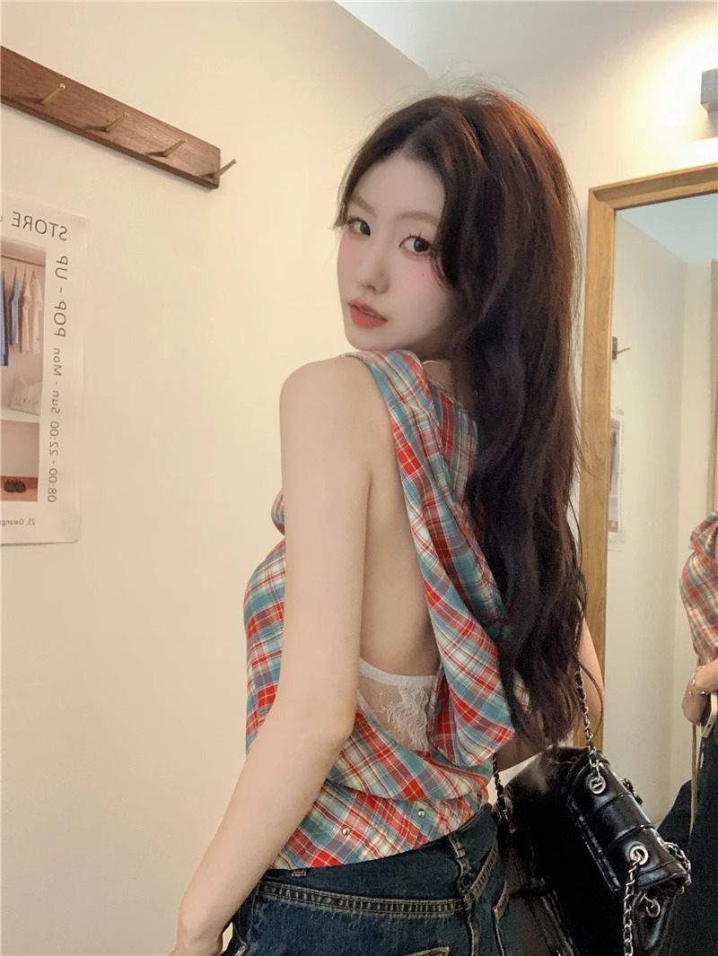 Grid-Back Tank Top with Hood for Summer 2024