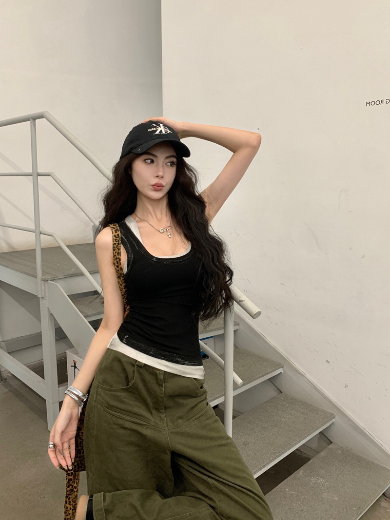 American Style Spicy Gradient Brick Red Halter Tank Top for Women's Summer Slim Fit Sleeveless Sexy Stretchy Inner Wear or Outer Wear