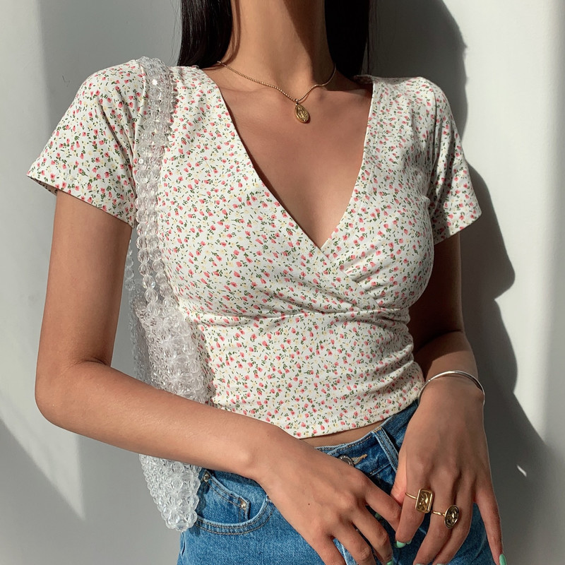 Vintage Floral Cross V-neck Crop Top T-shirt