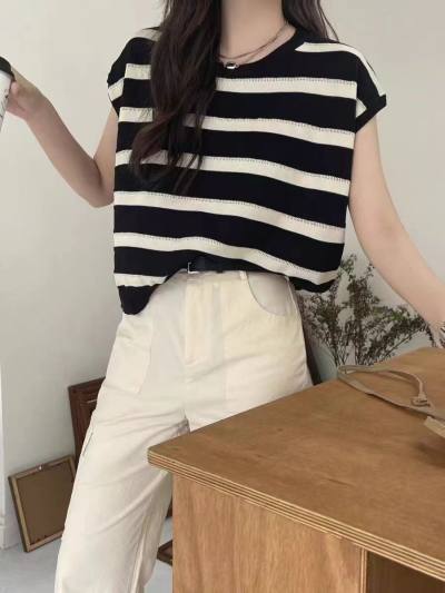 Chic Striped Knit Top