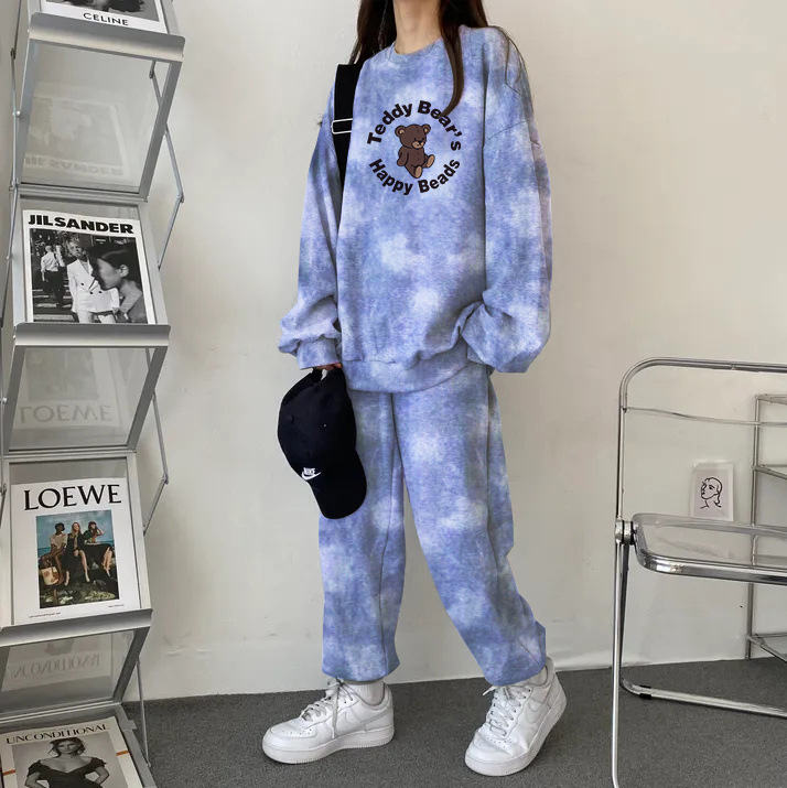 Fashionable Hairdryer & Casual Outfit Set