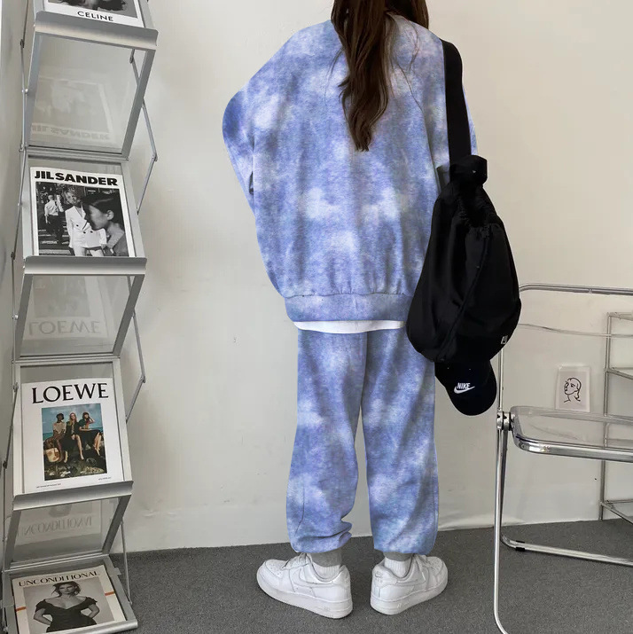 Fashionable Hairdryer & Casual Outfit Set