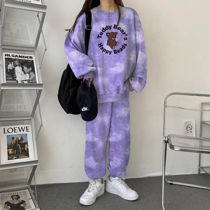 Fashionable Hairdryer & Casual Outfit Set