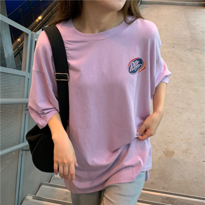 Summer Boyfriend Style Loose Fit T-Shirt with Hong Kong-Inspired Print for Fashionable Students