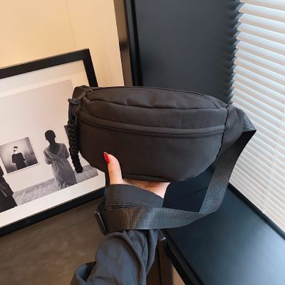 Minimalist Shoulder Bag