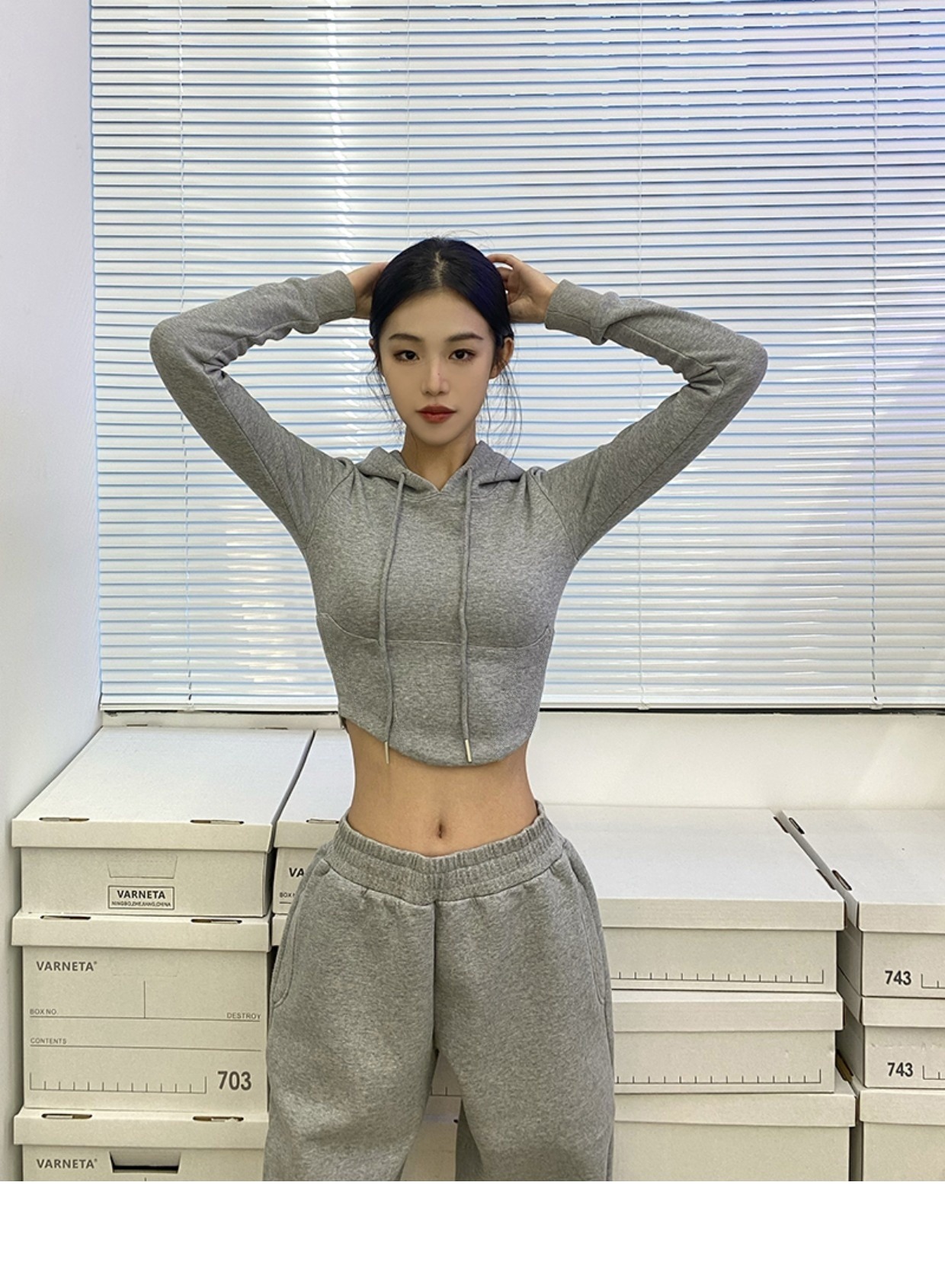 Fashionable Gray Hoodie Top