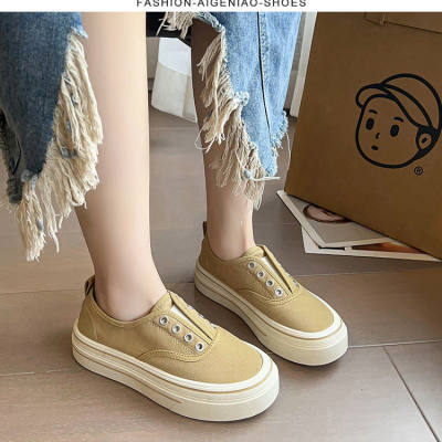 Women's Canvas Slip-on Sneakers