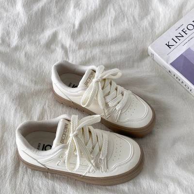 BIC3ROWN Low-top Leather Sneakers