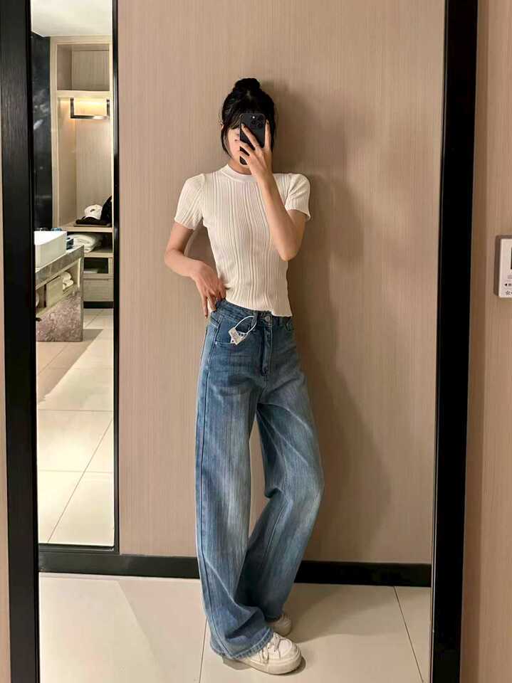 Women's High-Waist Denim Jeans