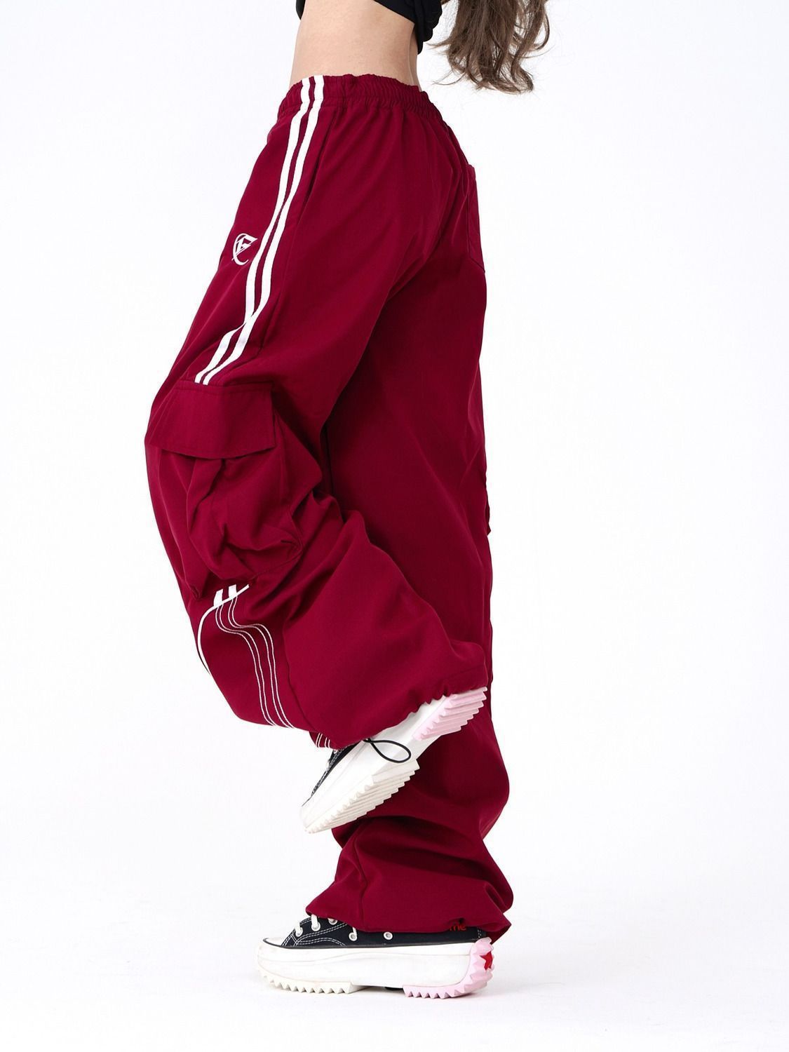 Women's Wide Leg Cargo Pants