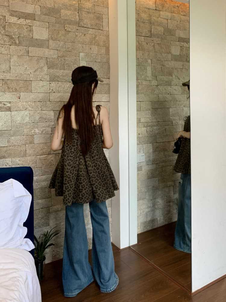 Leopard Spaghetti Strap Top