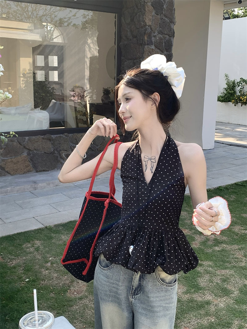 Black Halter V-Neck Sweet Top