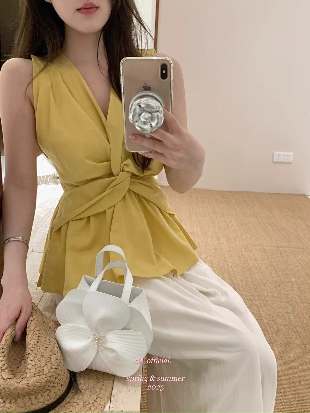Summer V-neck Twist Sleeveless Tank Top