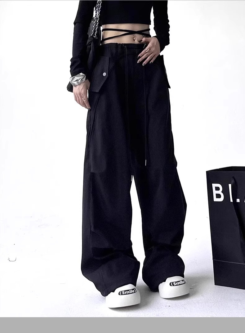 Women's Loose Fit Cargo Pants