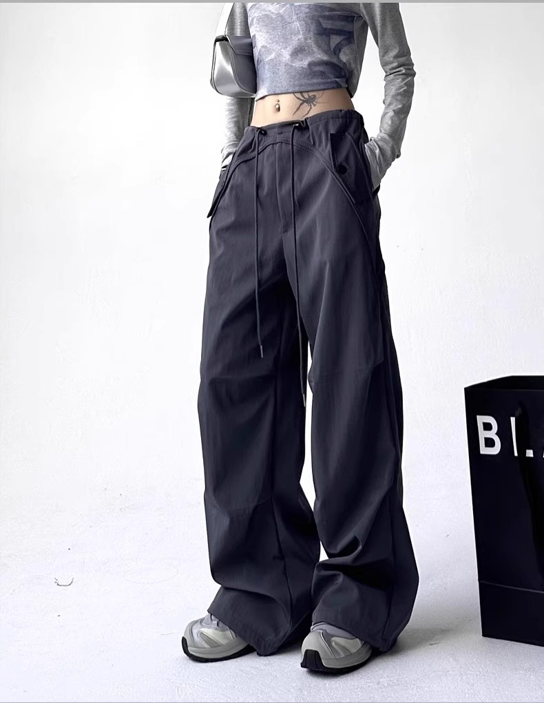 Women's Loose Fit Cargo Pants