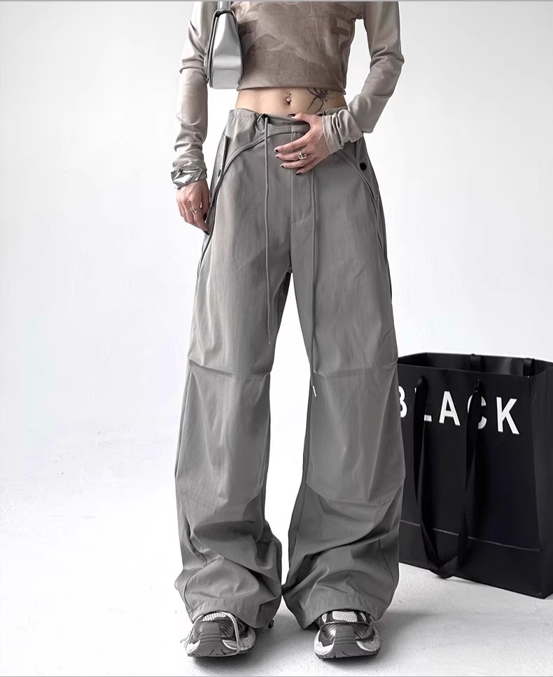 Women's Loose Fit Cargo Pants