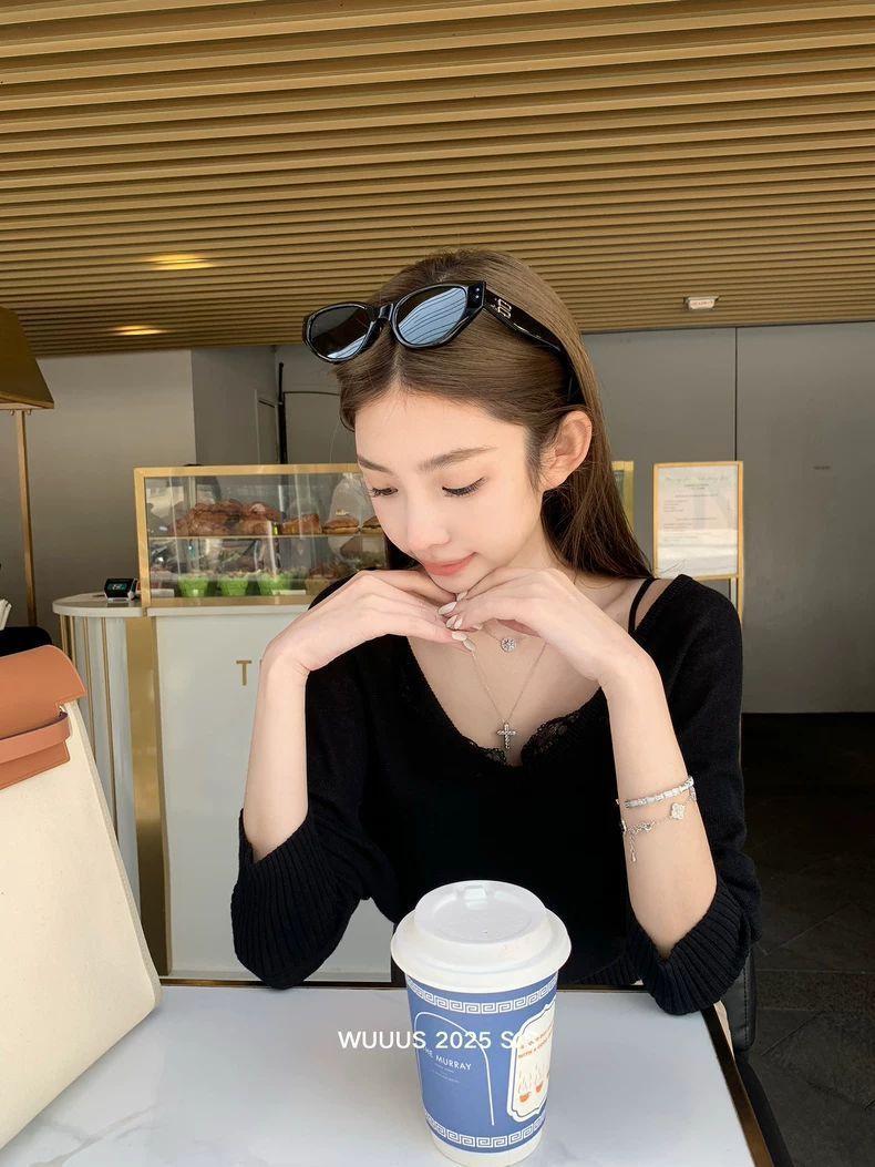 3/4 Sleeve V-neck Knit Sun Protection Women's Top