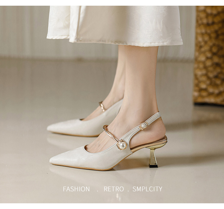 Chinese Pearl Strap High Heels