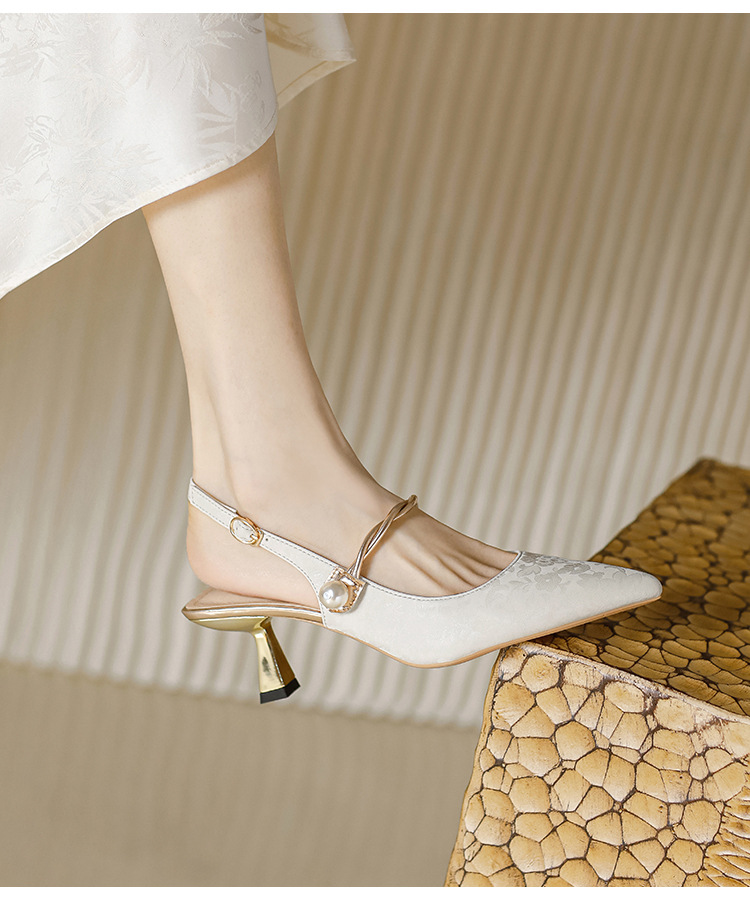 Chinese Pearl Strap High Heels