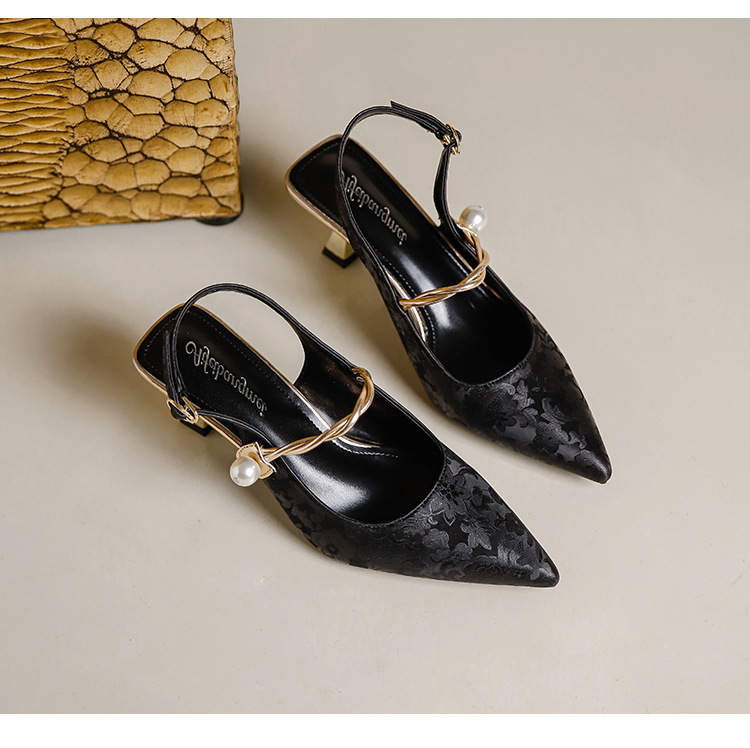 Chinese Pearl Strap High Heels