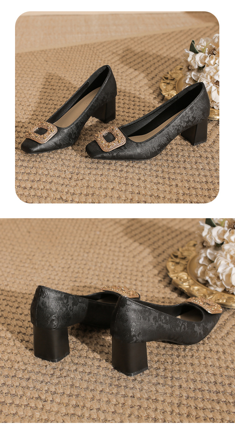 New Chinese Square Toe Pumps