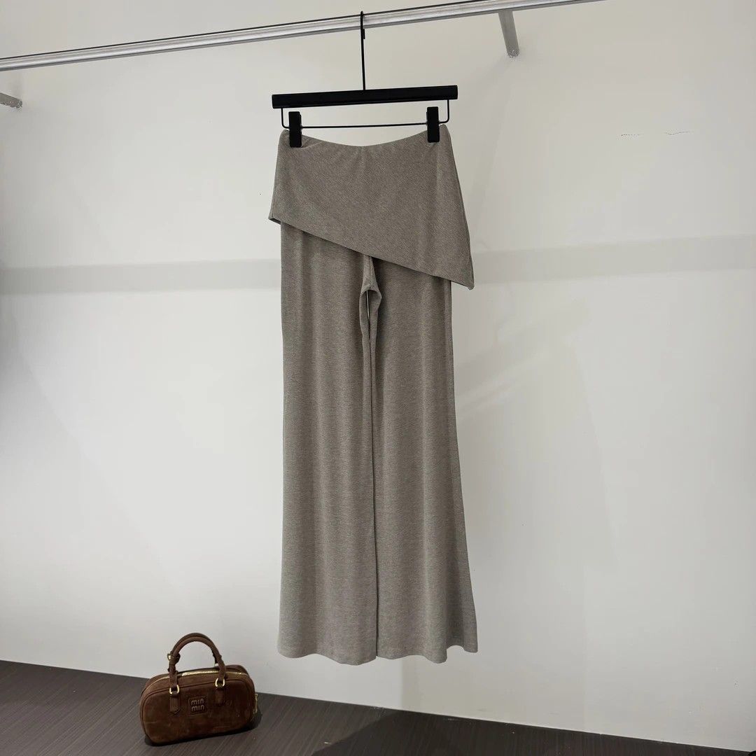 Summer V-neck Knit Casual Suit