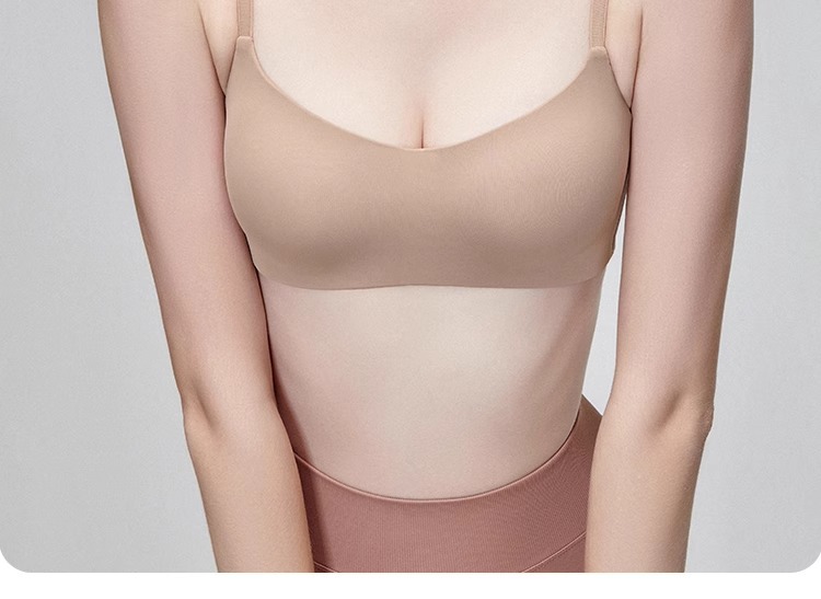 Women's Seamless Sports Bra