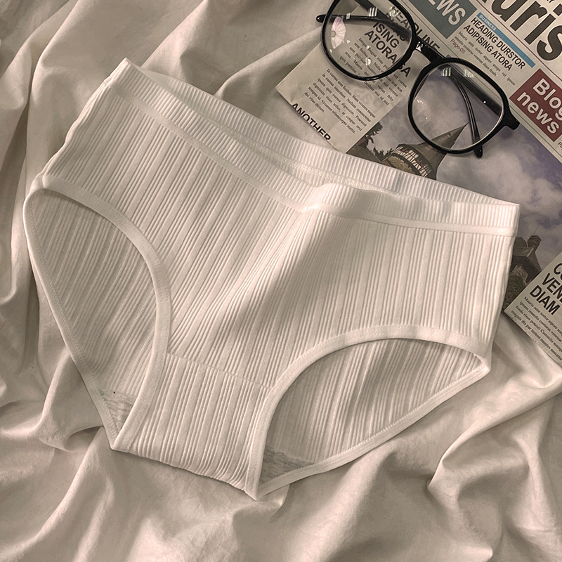 Ladies' Seamless Cotton Panties