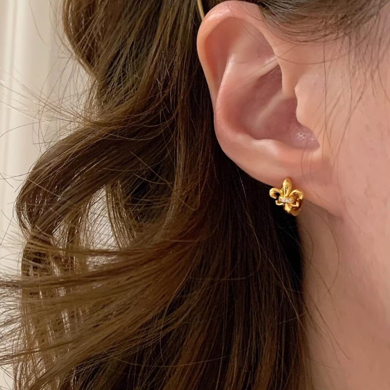 Vintage Fleur-de-lis Earrings