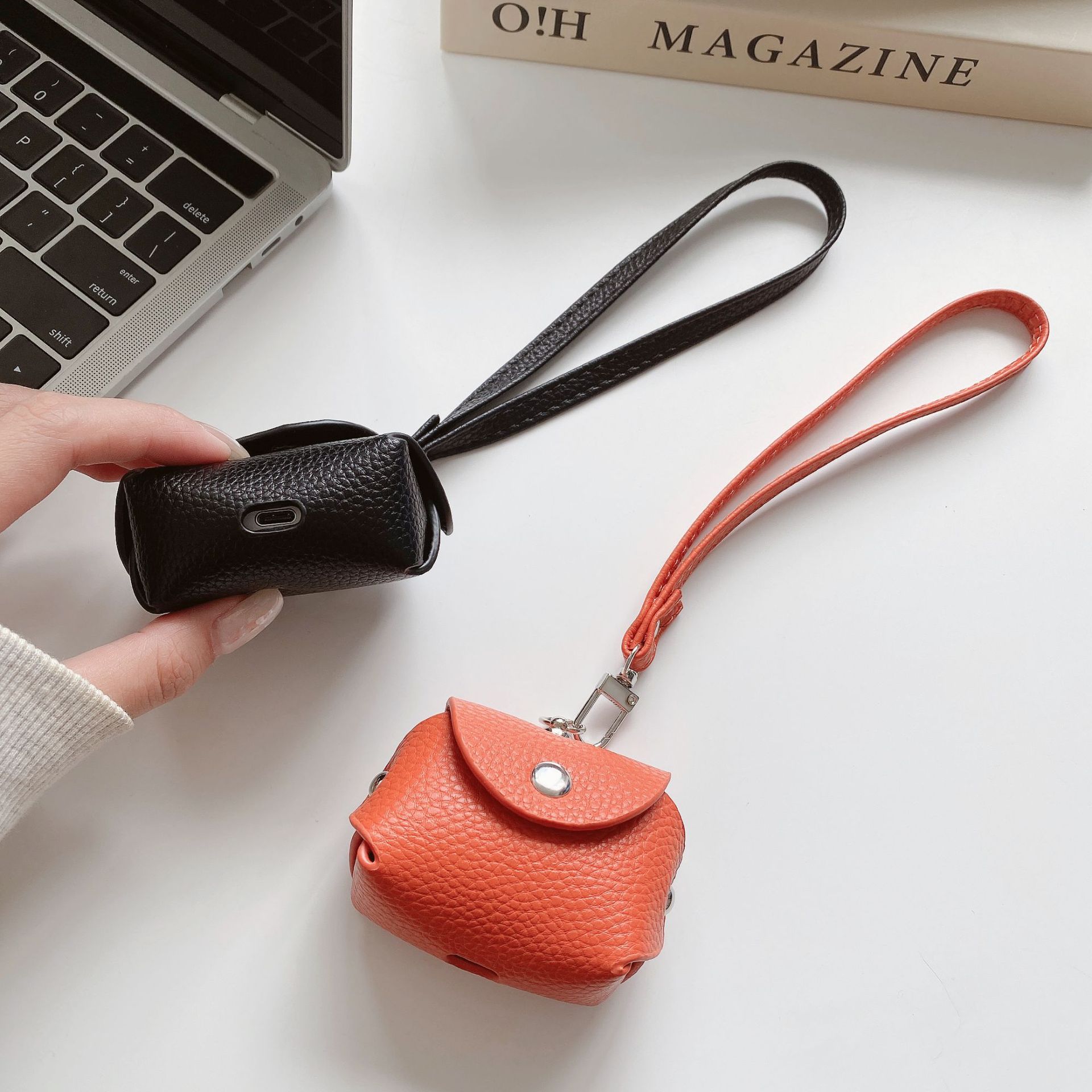 Mini PU Leather AirPods Carrying Case