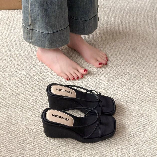 2026 Women's Black Platform Slide Sandals