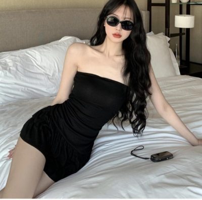 One-shoulder Sleeveless Dress