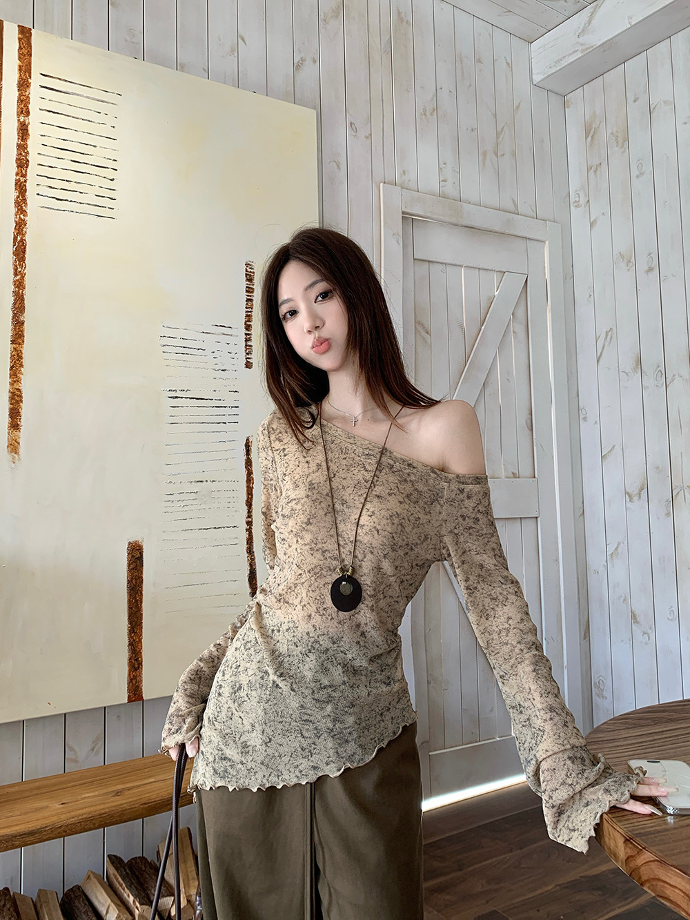 Women's Slash Knit Pants Suit