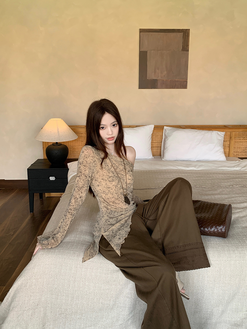 Women's Slash Knit Pants Suit