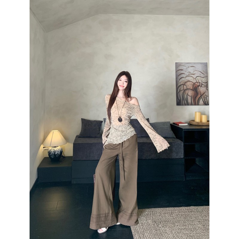 Women's Slash Knit Pants Suit
