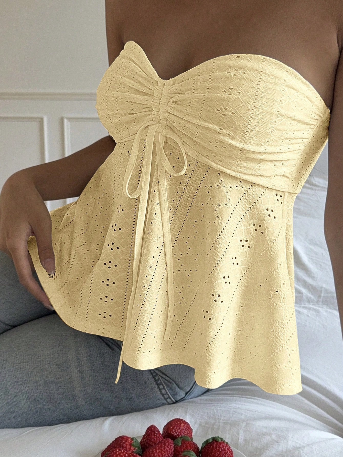 Lace Sweetheart Neck Cami Top